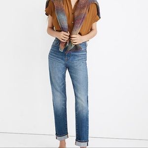 Madewell full length classic straight jean in medium wash